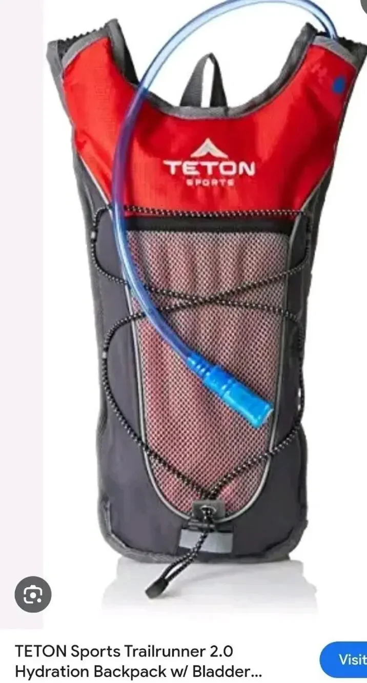 Teton Sports Oasis 1100 Hydration Backpack 18L Daypack Camo Hiking Pack Bladder